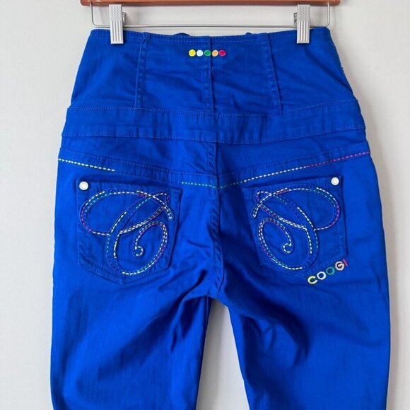 Coogi | High Waisted Ribcage Jeans - Size 6 - Picture 4 of 16